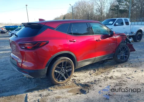 2023 Chevrolet Blazer Awd 2Lt z USA, uszkodzony, nr VIN 3GNKBHR47PS129371